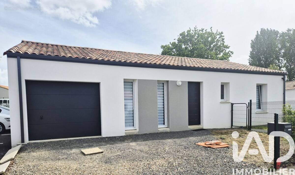 Photo 1 - Maison à LA GARNACHE