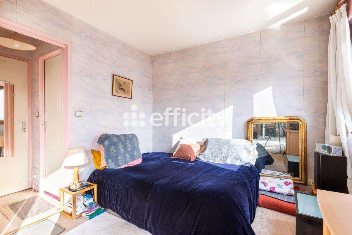 Appartement à MONTROUGE