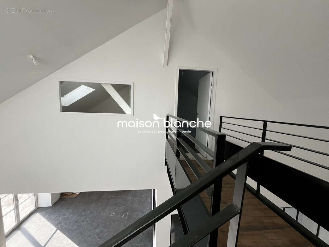 Maison 153 m² à Savennieres  - photo 6