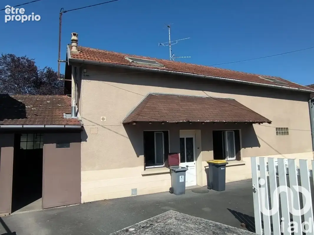 Photo 1 - Maison à MONTLUCON