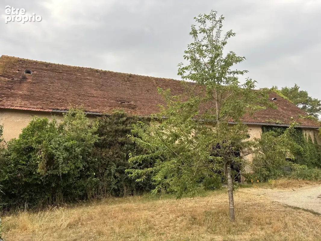 Pouzy-Mésangy   Maison sans voisins avec une grande grange et une vue magnifique - photo 21