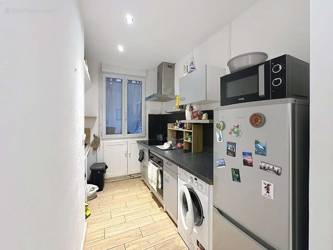 Appartement à MARSEILLE-7E