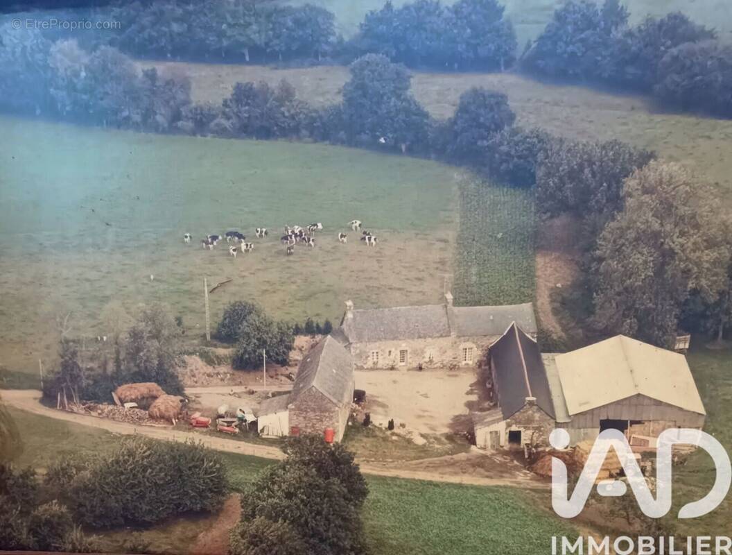 Photo 1 - Maison à LE HAUT-CORLAY