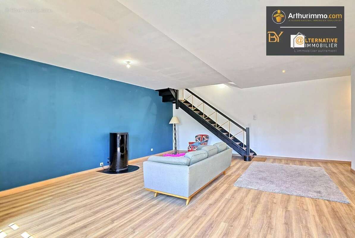 Maison à ARGENTRE-DU-PLESSIS