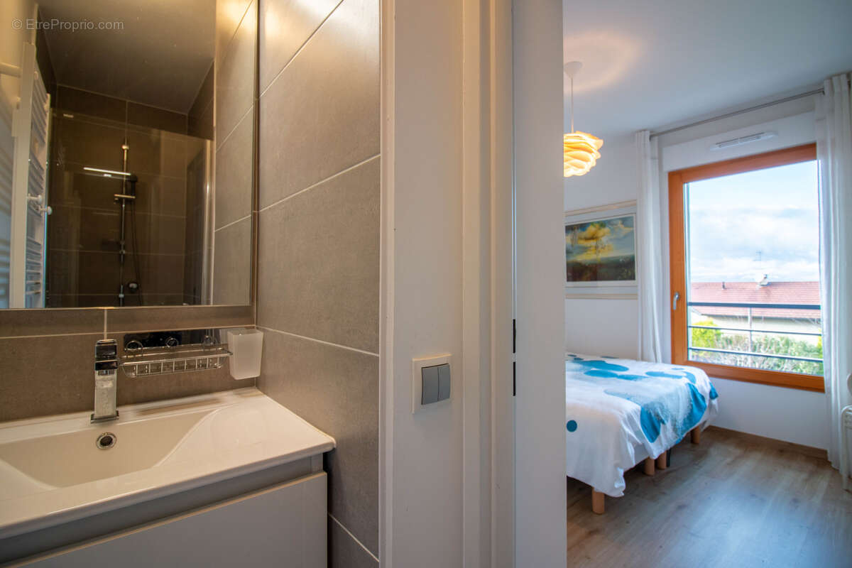 Appartement à ANTHY-SUR-LEMAN