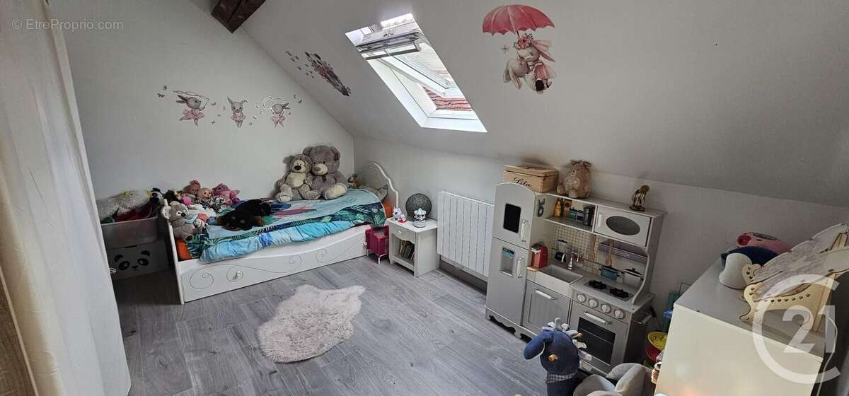 Maison à MESLAY-LE-VIDAME