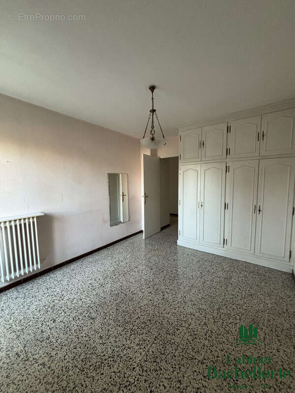 Appartement à MARSEILLE-12E
