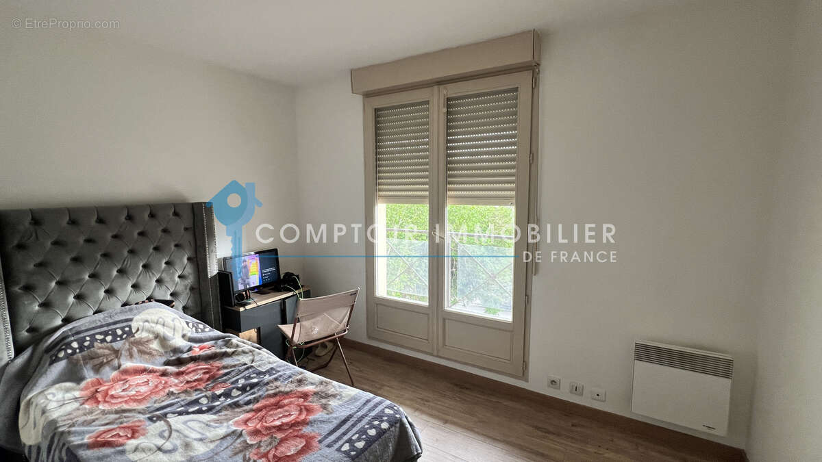 Appartement à LA FERTE-ALAIS