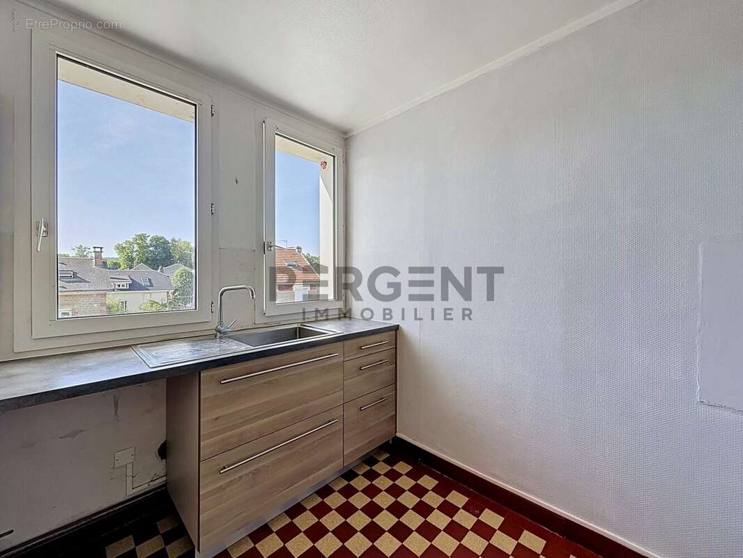 Appartement à CHARLEVILLE-MEZIERES