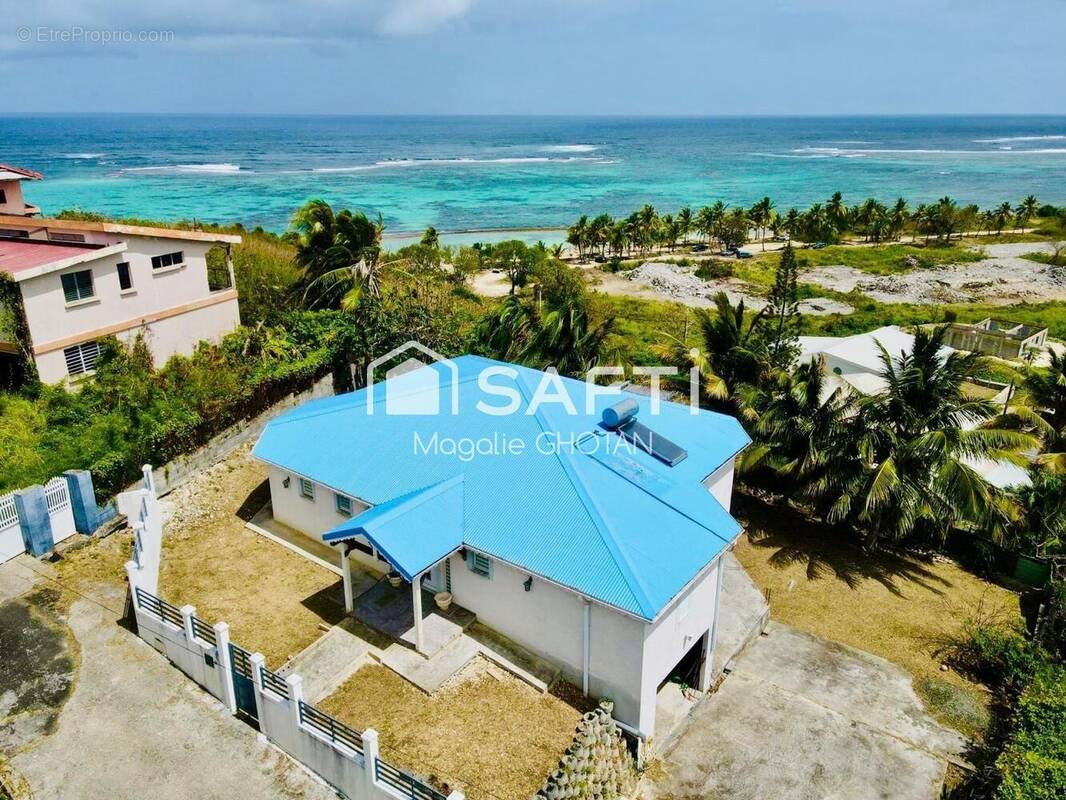 Photo 1 - Maison à LE MOULE