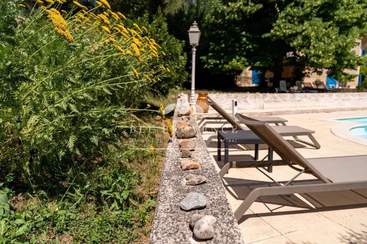 Authentique bastide provençale avec gîtes, piscine et grand terrain - photo 39