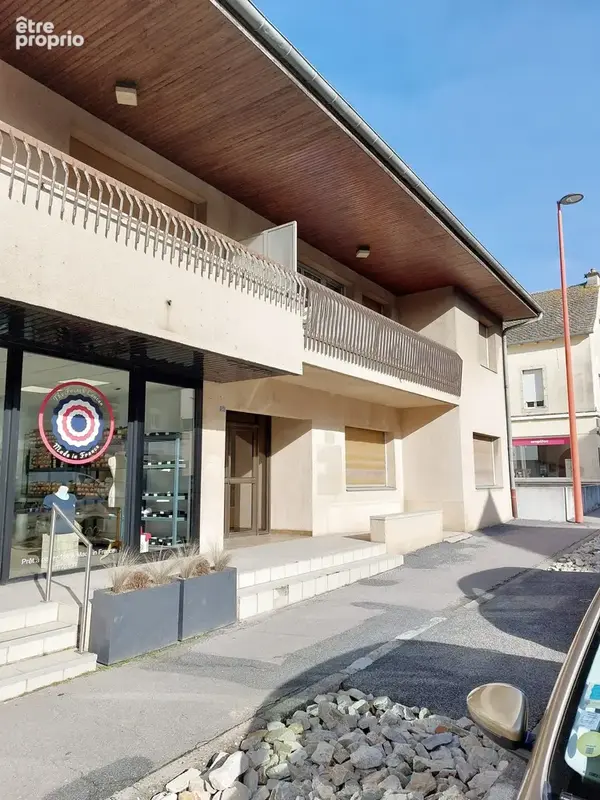 Commerce 100 m² à vendre à Baraqueville (12160) - photo 1