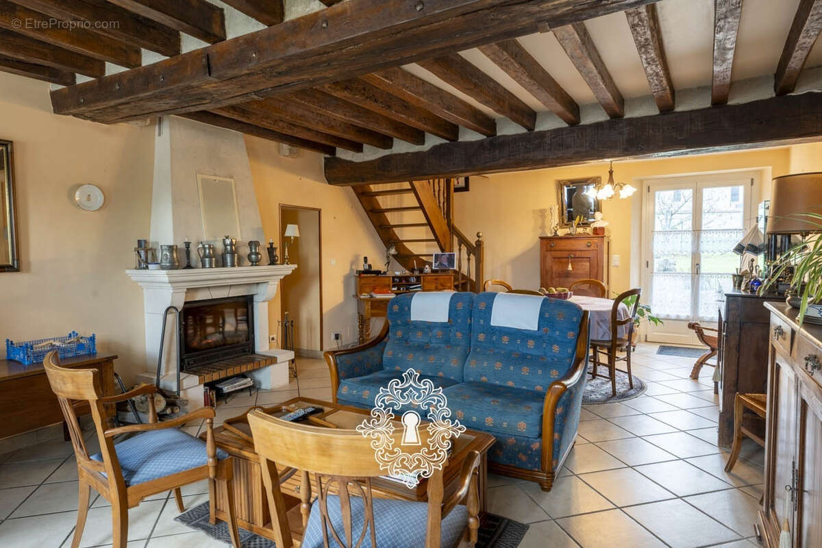 Maison à DONNEMARIE-DONTILLY