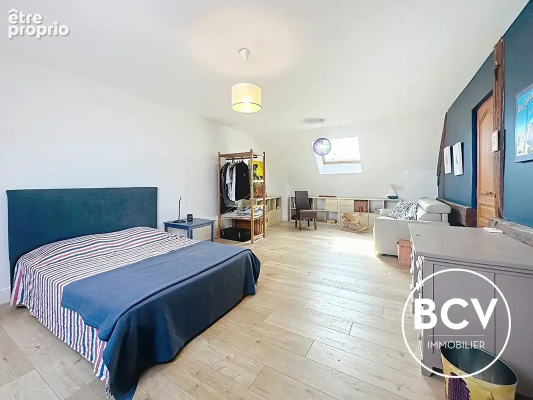 Maison T6 de 222 m² avec séjour double et grange sur terrain de 1989 m² - photo 11