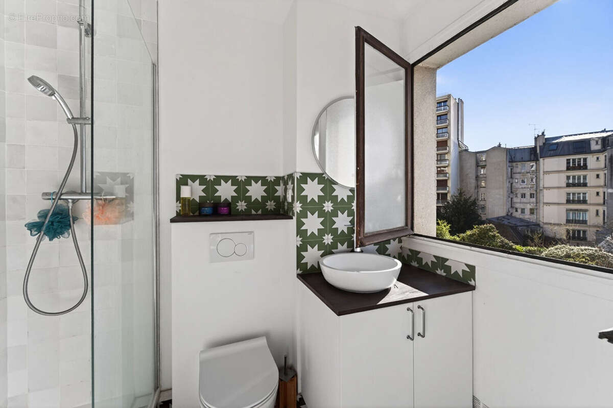 Appartement à PARIS-11E