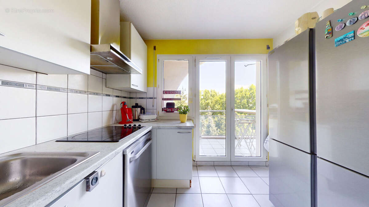 ANGLET - Quartier Hardoy - T4 duplex de 80 m² avec balcon et cave - photo 6