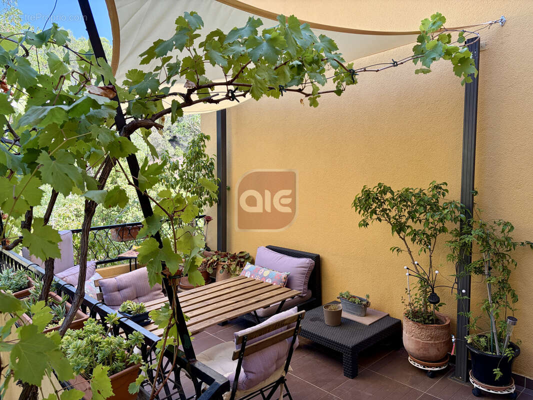 EXCLUSIVITÉ A.I.E.: Sur une parcelle piscinable de 2243 m2, Villa familiale de plus de 150 m2 habitables - photo 5