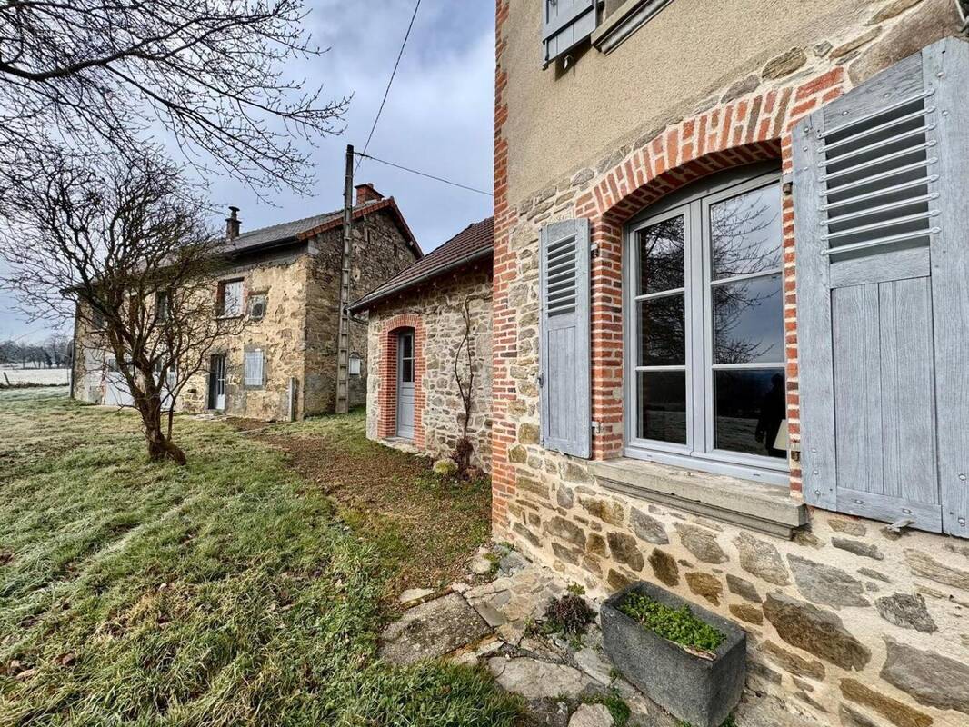 Photo 1 - Maison à PONTAUMUR