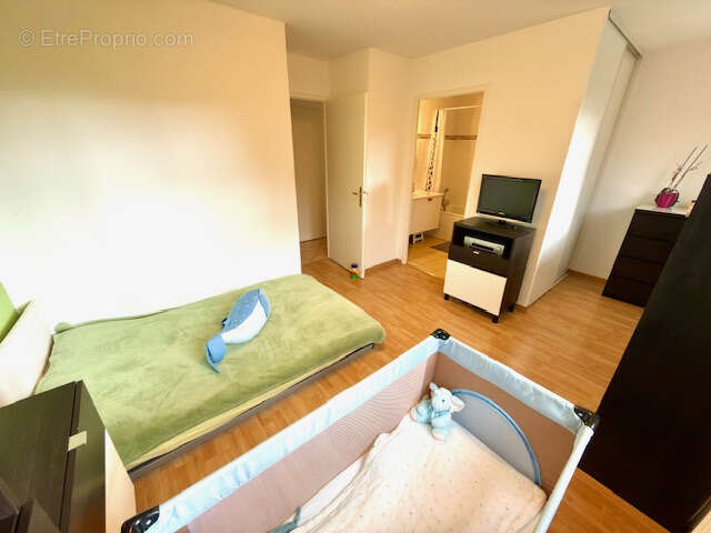Ferney voltaire, t4 132m2 hab. + 122m2 terrasse + garage + cave + pk - photo 13