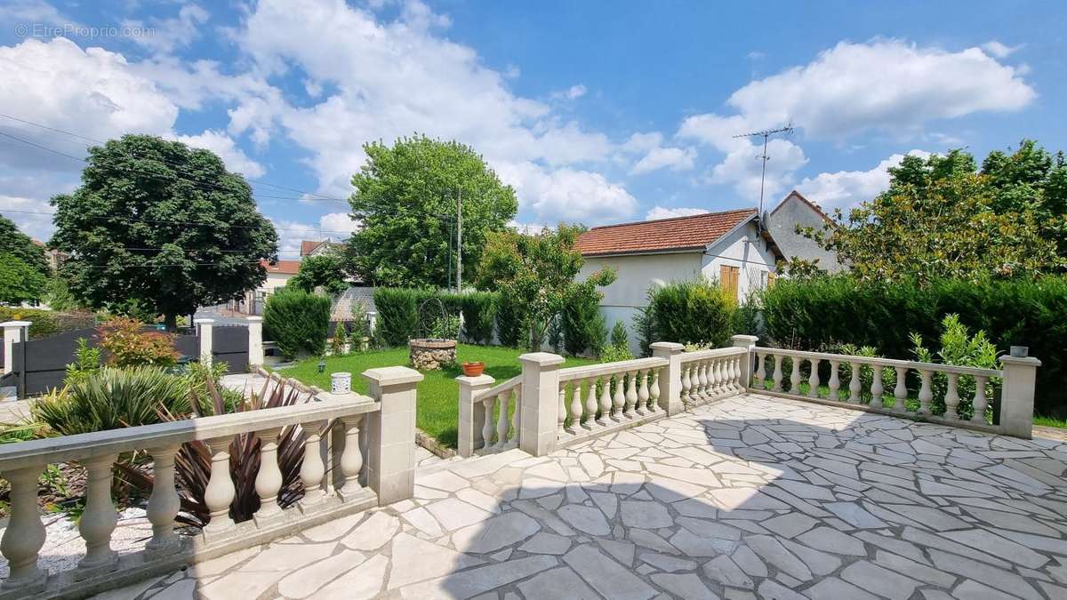 Maison à L&#039;ISLE-ADAM