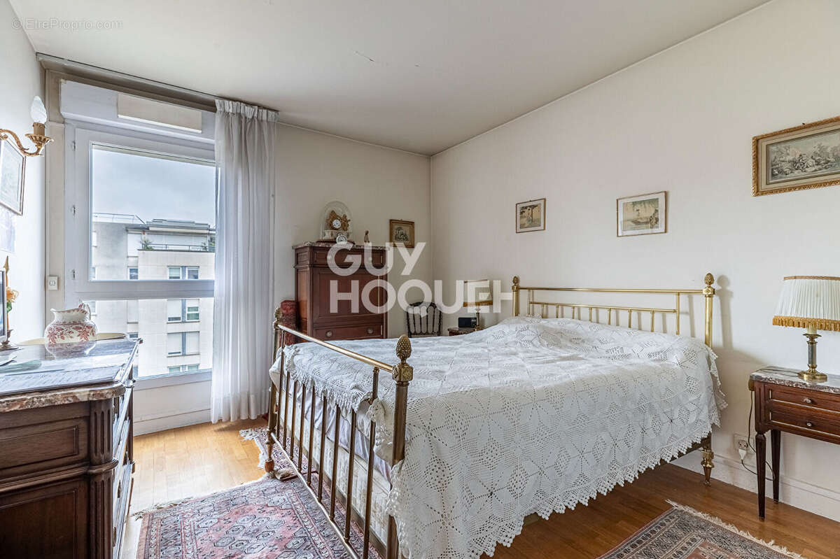 Appartement à PARIS-20E