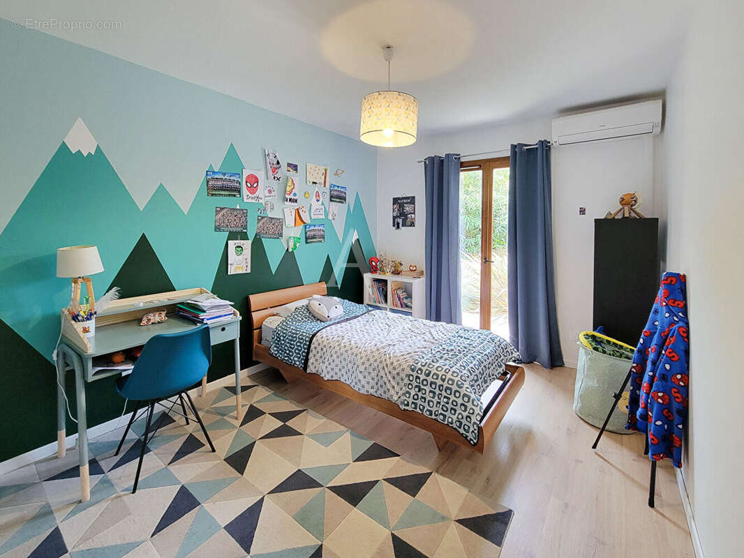 Maison à NAVAILLES-ANGOS