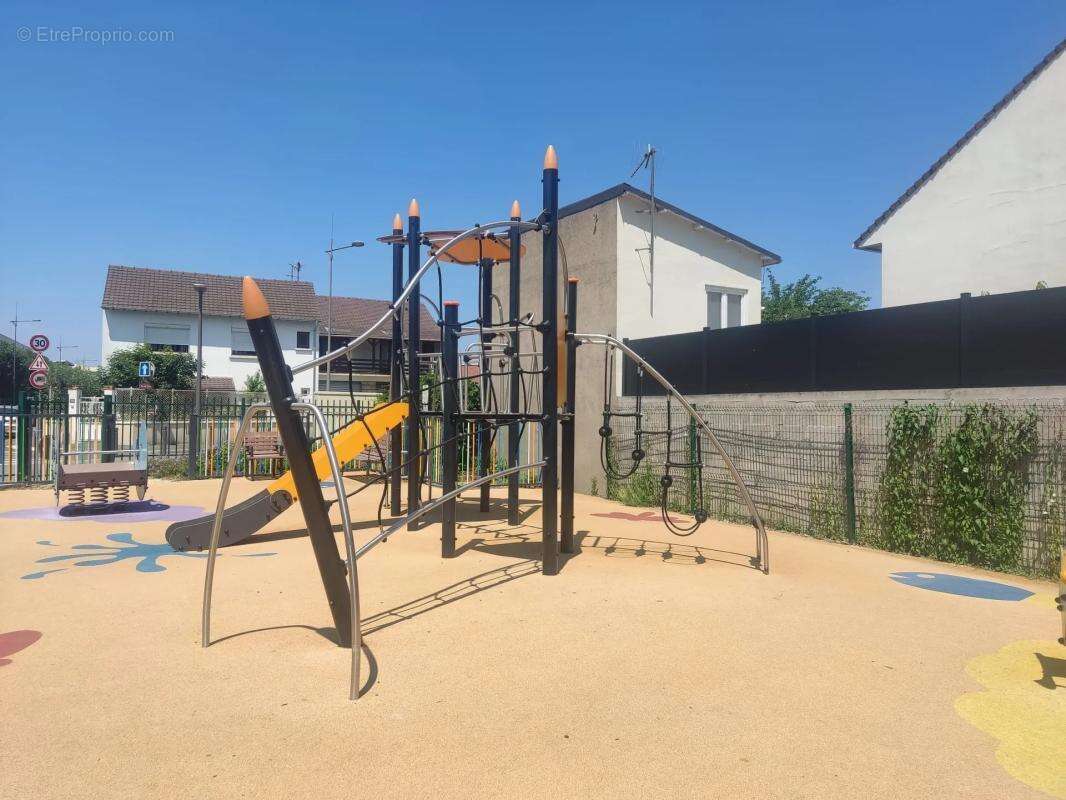 Appartement à CHEVILLY-LARUE