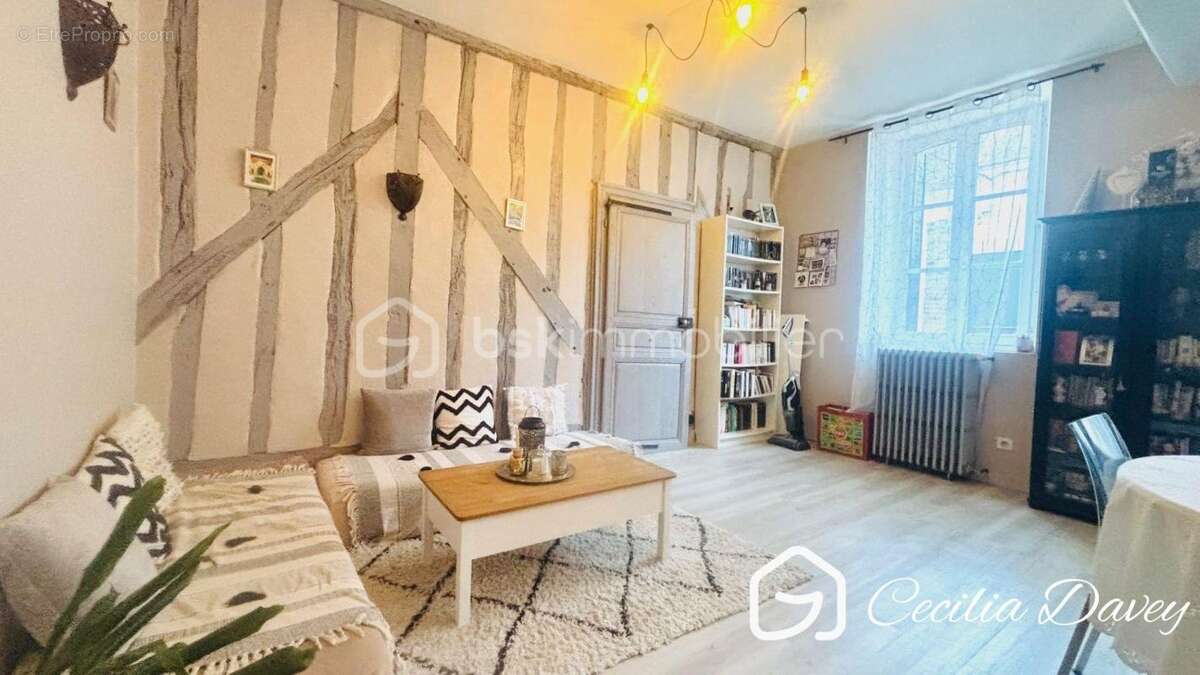 Maison à SENS