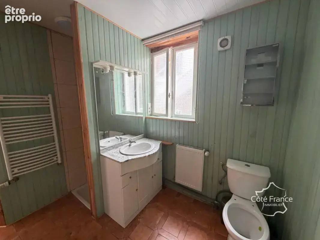 Magnifique maison en pierre de taille   Charme atypique et b - photo 12