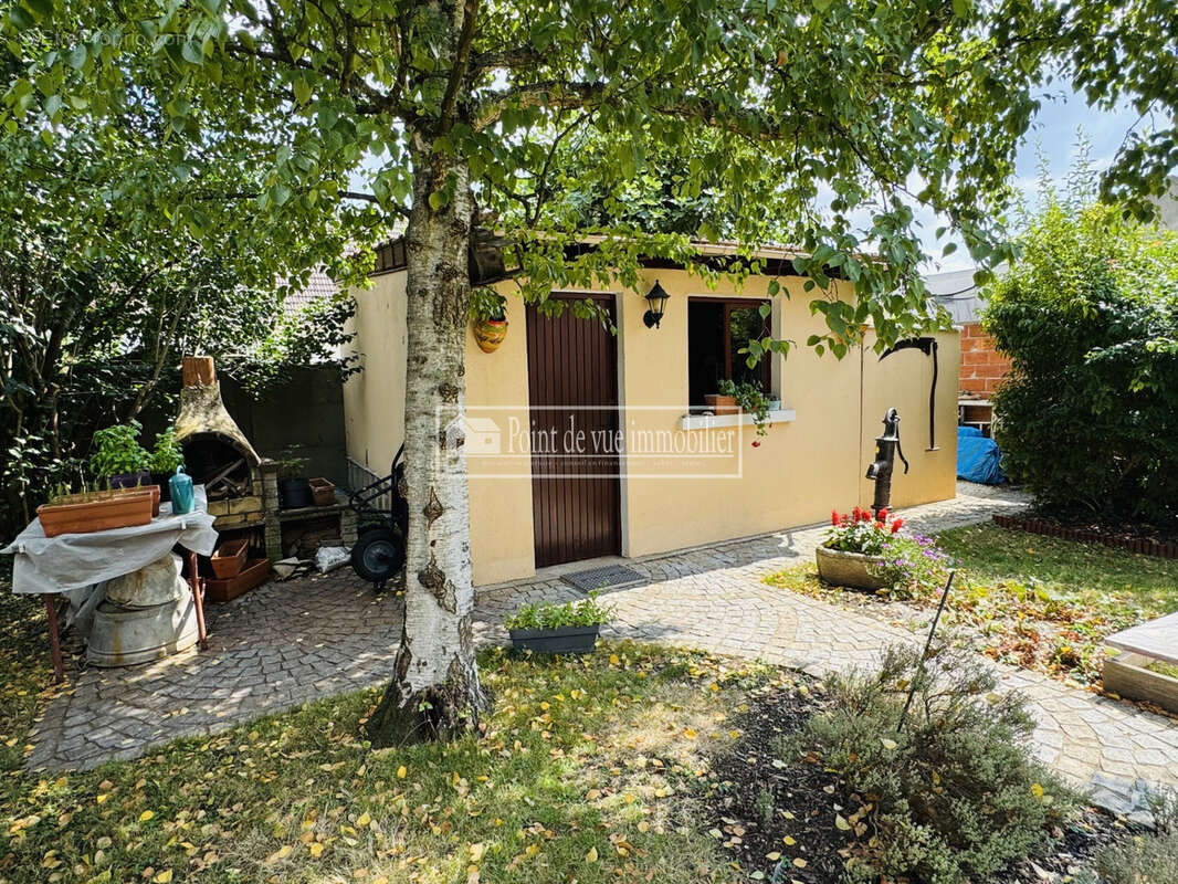 Maison à SAVIGNY-SUR-ORGE