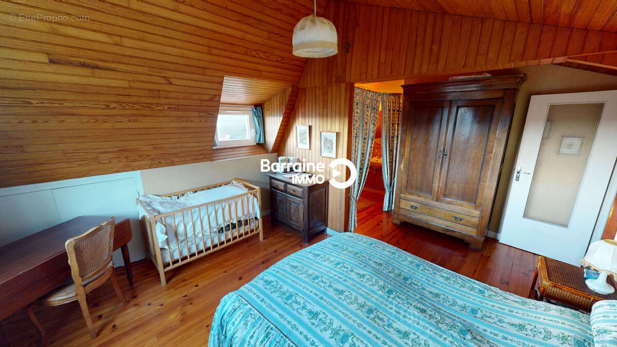 Maison à SAINT-MARTIN-DES-CHAMPS