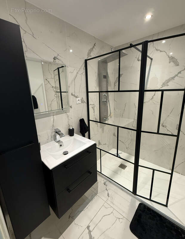 Appartement à MARSEILLE-11E