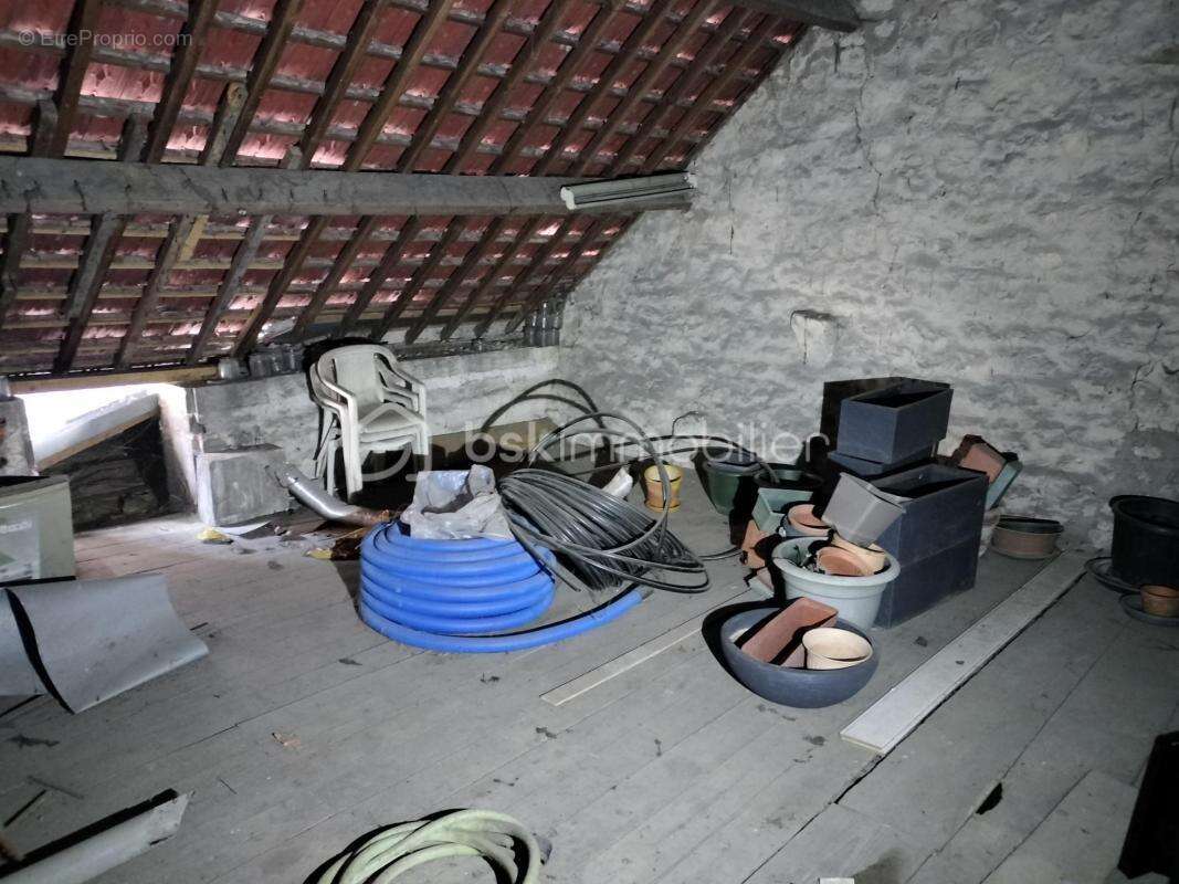 Maison à MONTATAIRE