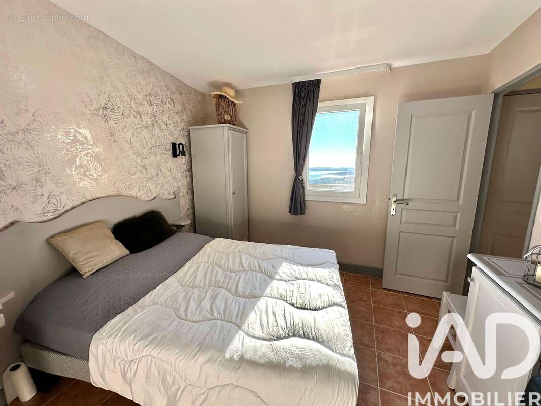 Photo 8 - Appartement à ROQUEBRUNE-SUR-ARGENS