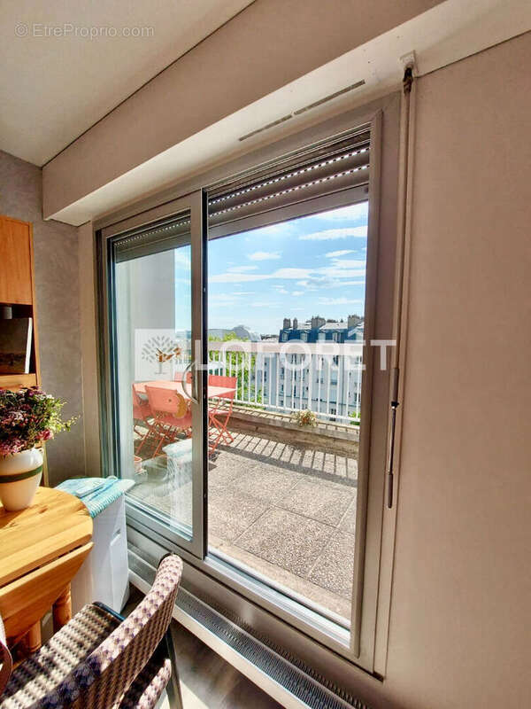 Appartement à PARIS-20E