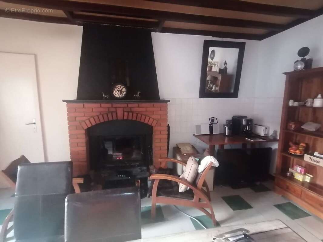 Maison à LA CHAPELLE-PALLUAU