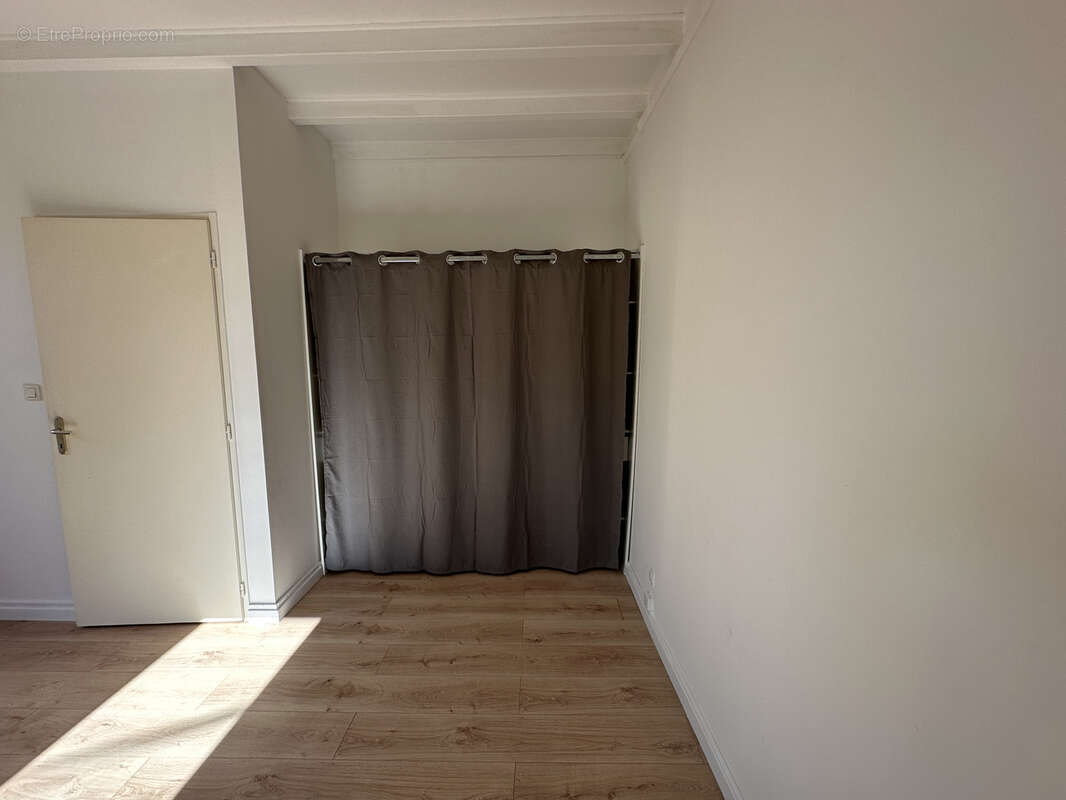 Maison à LA ROCHE-CHALAIS