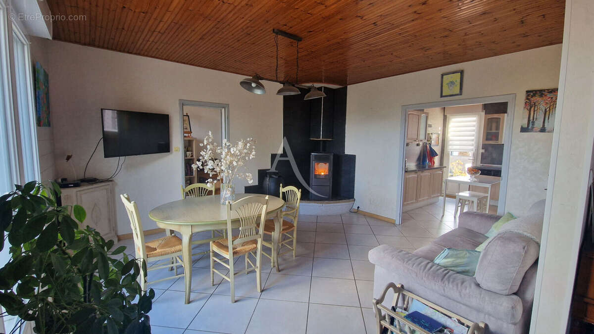 Maison à TALMONT-SAINT-HILAIRE