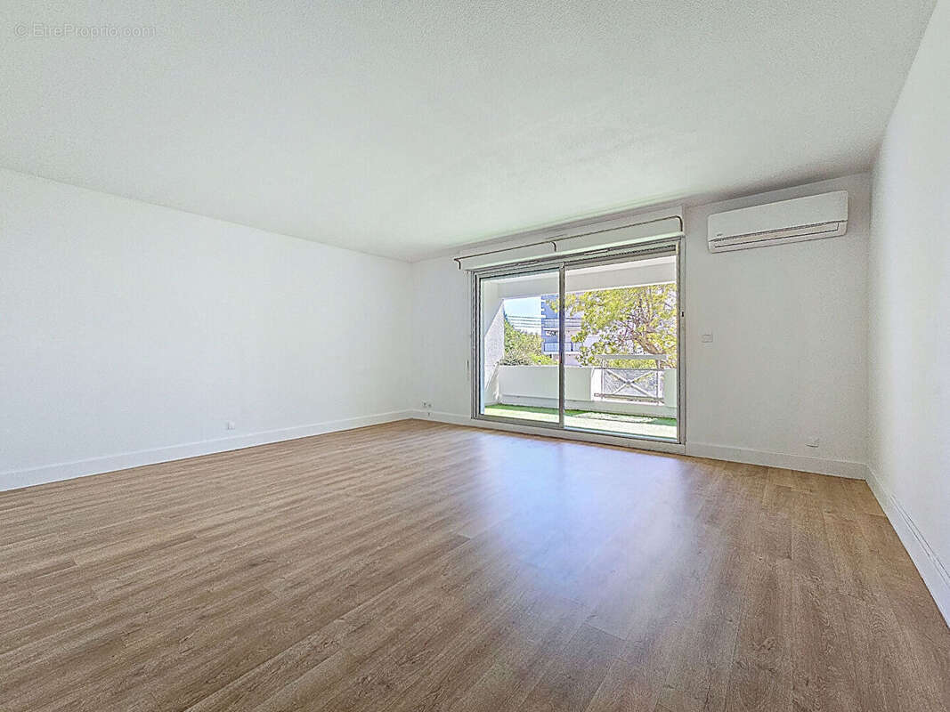 Appartement à MARSEILLE-12E