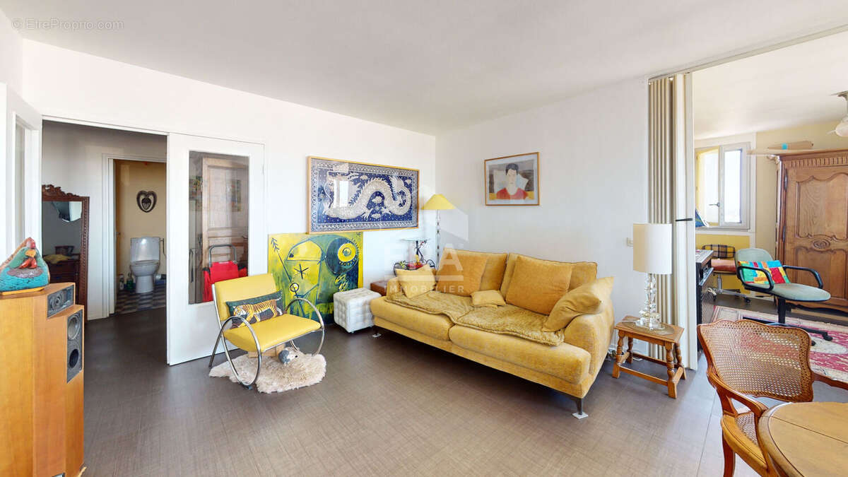 Appartement à PARIS-19E