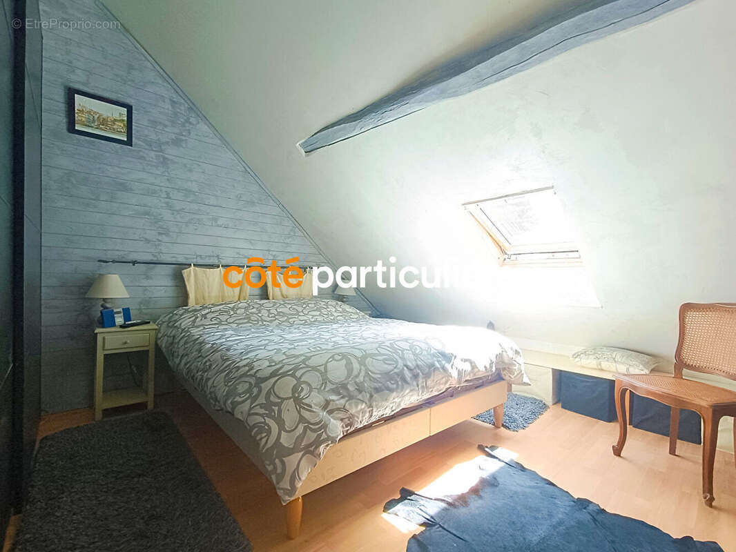 Maison à BEAUMONT-LA-RONCE