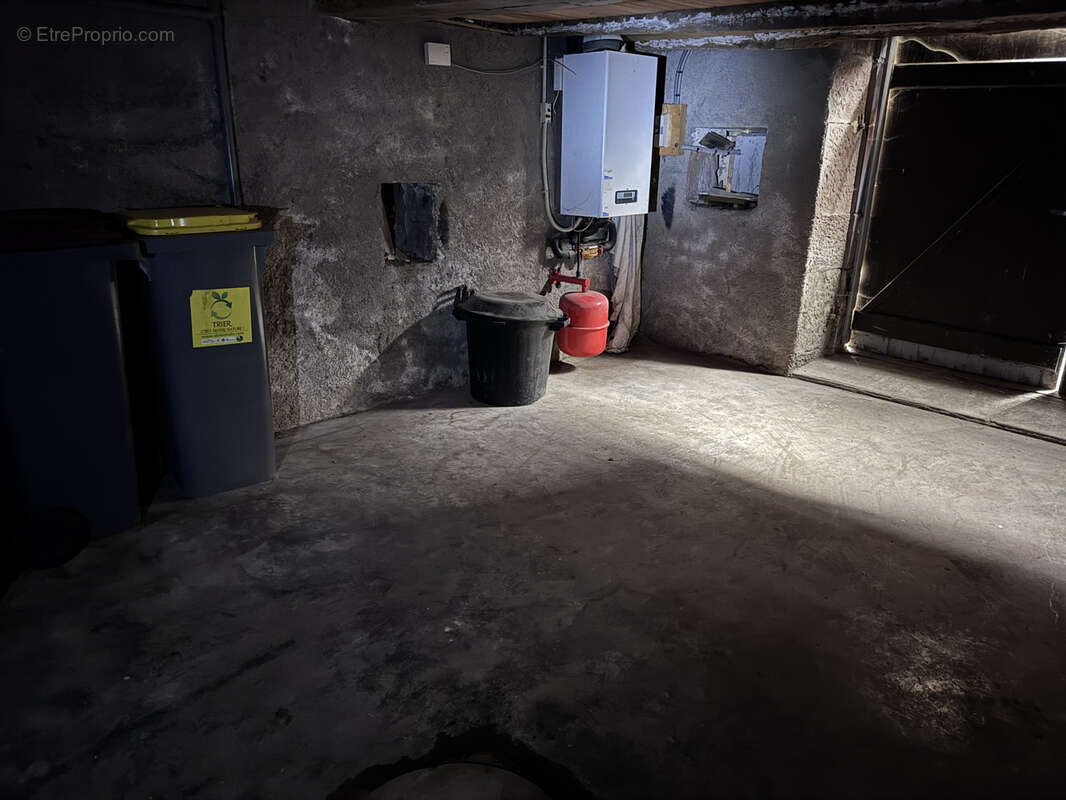 Maison à CONFLANS-SUR-LANTERNE