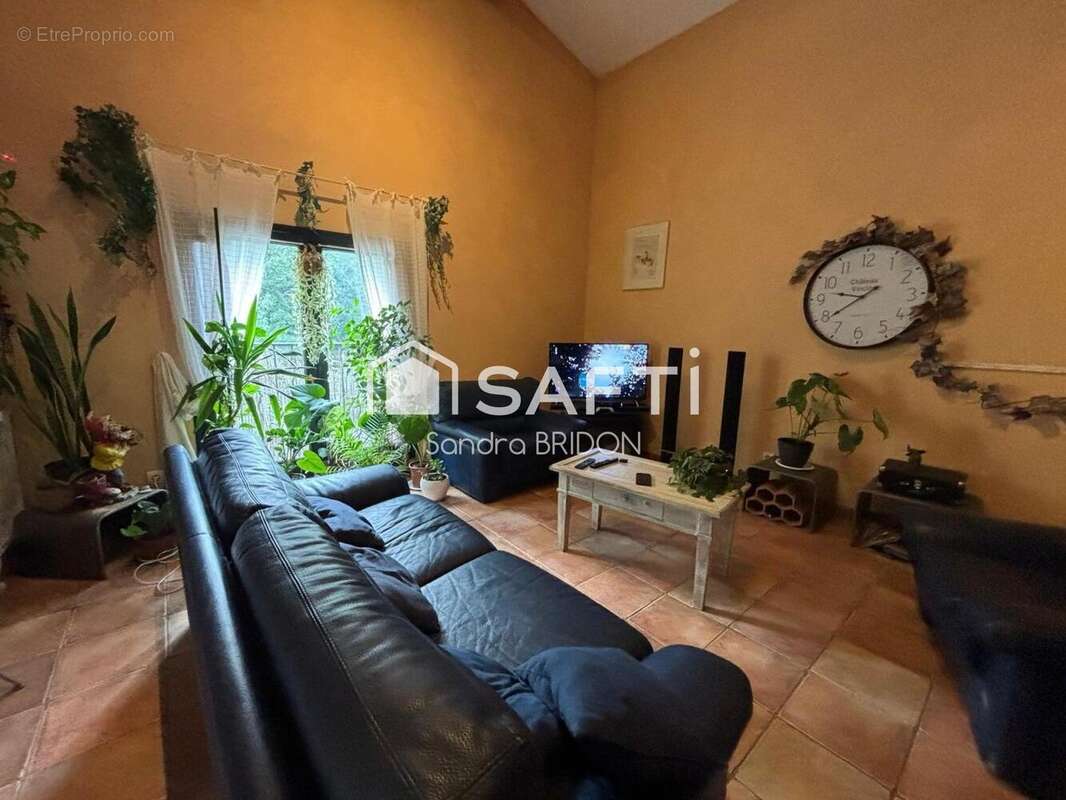 Photo 2 - Appartement à BRUE-AURIAC