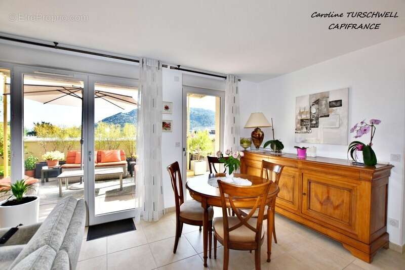 Sollies pont (83) - superbe t3 de 65m² dernier étage avec 60m² de terrasses et 2 parkings - photo 13