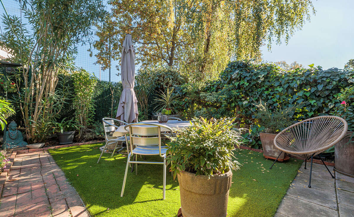 Maison à SAINT-ORENS-DE-GAMEVILLE