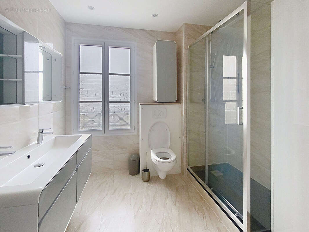 Maison à BAILLY-ROMAINVILLIERS