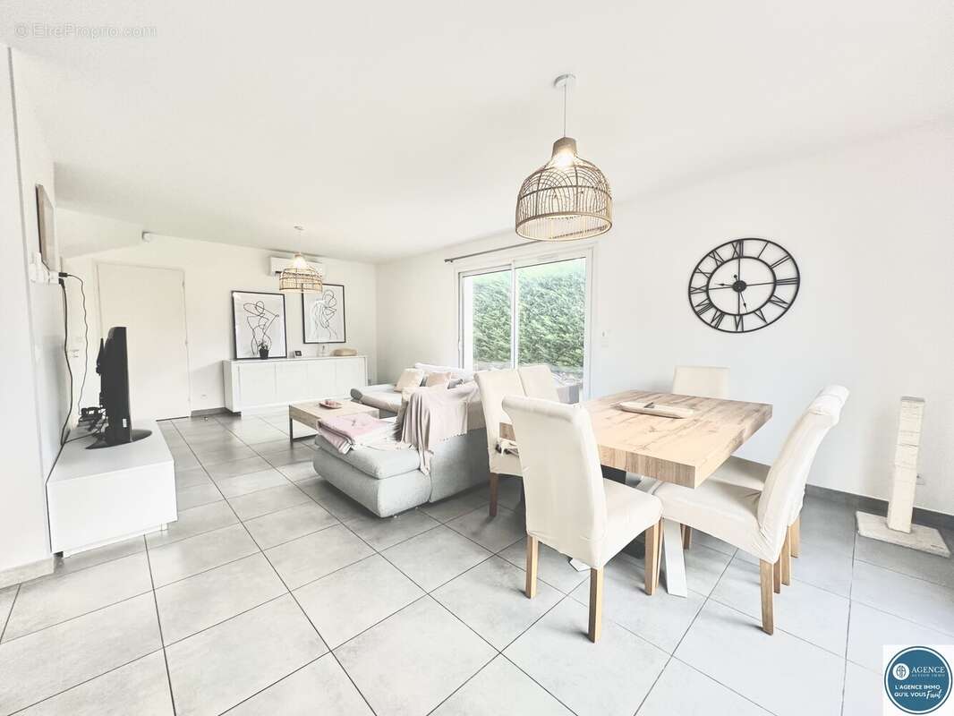 Maison à LE PEAGE-DE-ROUSSILLON