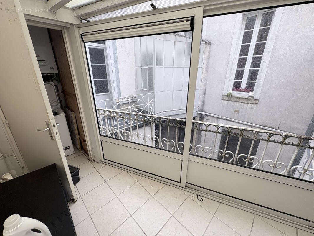 Appartement de charme   65 m2   Quartier Cathédrale - photo 10
