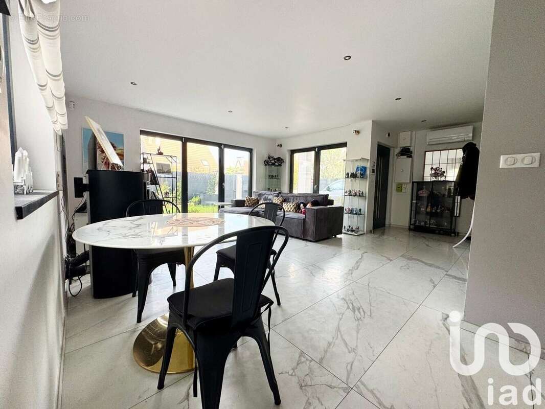 Photo 3 - Maison à ORMESSON-SUR-MARNE