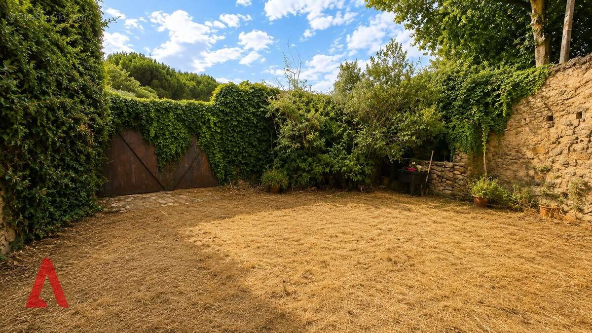 Maison en pierre avec jardin.  Charme et potentiel. PALAJA - photo 4